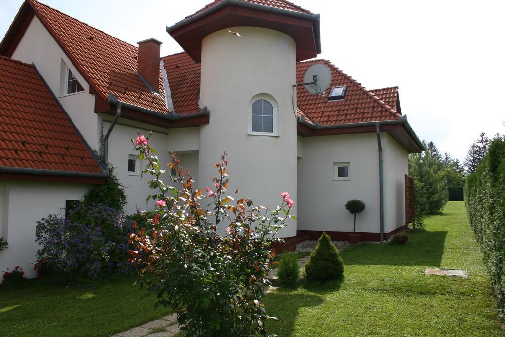 Doina Apartman Zalakaros Esterno foto