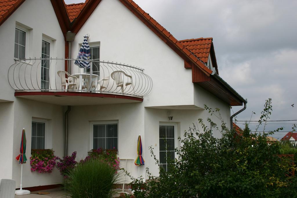 Doina Apartman Zalakaros Esterno foto